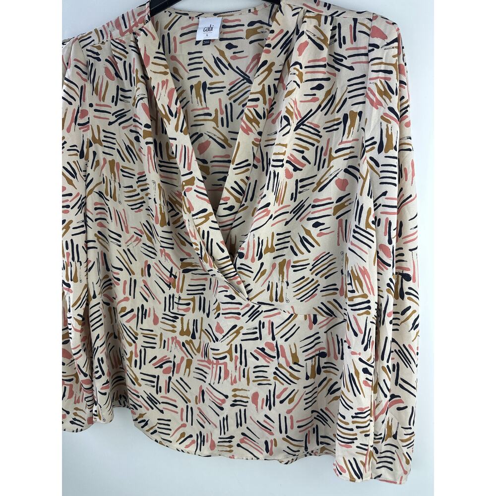 Cabi Marni Blouse Abstract Print Chiffon Deep V Crossover Top 4162 Size Large - Picture 5 of 14